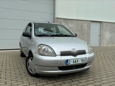 Toyota Yaris 1.3i Benzine Gekeurd Voor verkoop