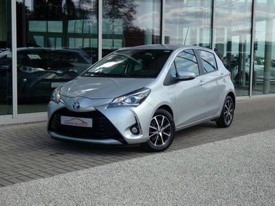 Toyota Yaris HYBRID GPS Parkeersensoren+Camera Cruise contro