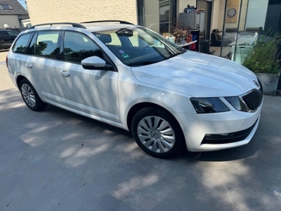 Volkwagen Skoda Octavia Break 1.5 Benzine Automaat 150pk Bj