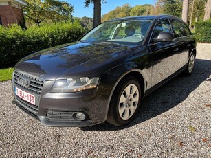 Audi A4 Avant 2.0 TDi +Leder + Navi + Alu + Airco