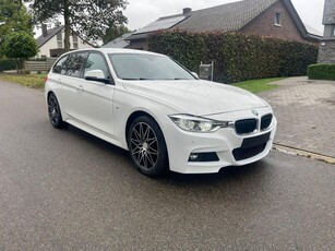 BMW 318i M-PACK MET KEURING VOOR VERKOOP!