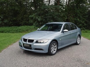 BMW E90 318i 2006