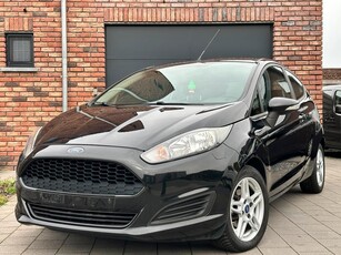 Ford Fiesta 2014 Benzine Gekeurd voor verkoop Klaar …