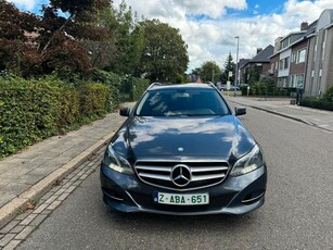 Mercedes-Benz E200