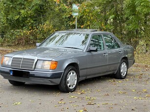 Mercedes Benz w124 E300 diesel