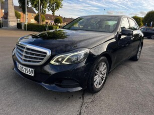 Mercedes E220 // AUTOMAAT // FACELIFT