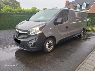 opel vivaro L2 H1 lichte vracht airco,cruise ....