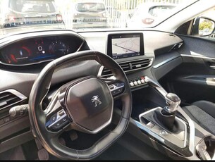 Peugeot 3008 pure tech 1.2 benzine SUV