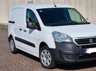 Peugeot partner 16hdi an2018.3plces euro6.8000€