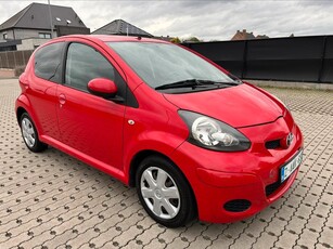 Toyota aygo 1.0 benzine jaar 2011 met keuring