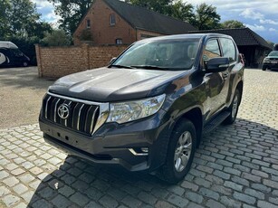 Toyota Land Cruiser Landcruiser 2.8 D-4D Style A/T LICHTE VR