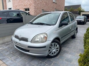 Toyota Yaris - 1.3 Benzine - AUTOMAAT! - 130.000km