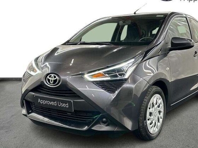 TOYOTA AYGO x-play II AUTOMATIQUE