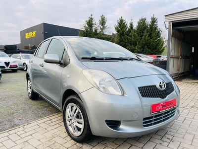 Toyota Yaris 100.000km Benzine Met 1Jaar Garantie