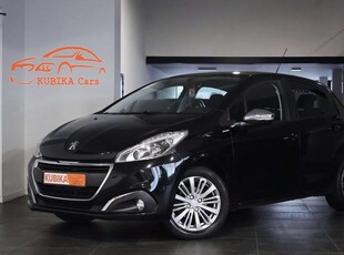 Peugeot 208 1.2i PureTech Style CruiseC Airco ParkS Garantie