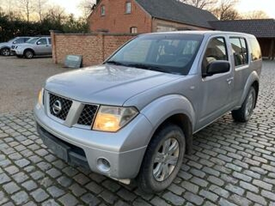 Nissan NAVARA NISSAN PATHFINDER 2006 4900 ? incl BTW/TVA