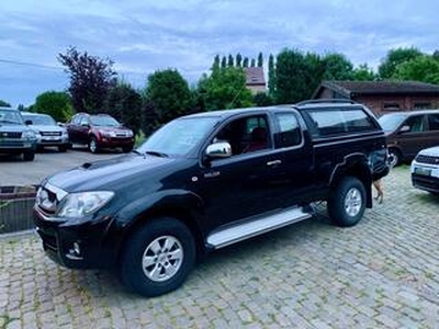 Toyota HI-LUX Extra cab 2.5 D4 140 cv hard top * clim * car-pass