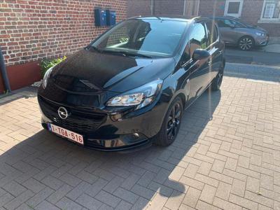 Opel corsa e black edition