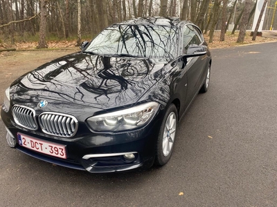 BMW 118i sport urban line gekeurd zeer goede staat