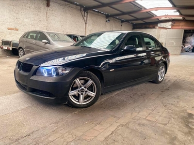 BMW. 318D. 2007 240000 km