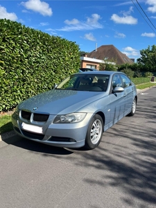 BMW 318i