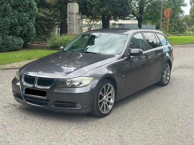 BMW 325XI pack sport XDRIVE 2007 boîte automatique