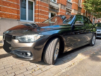 BMW 318D AUTO 2015.6b