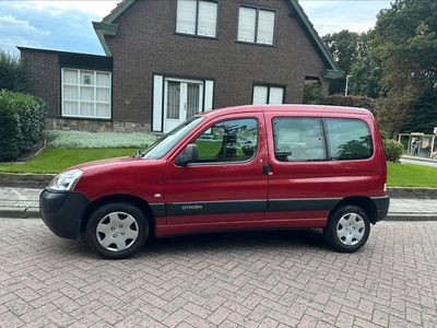 Citroën Berlingo 1.4i Benzine trekhaak reeds gekeurd carpass