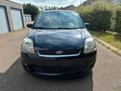 Ford Fiesta 1.4tdci euro 4 met maar 180d kms Zeer proper !!