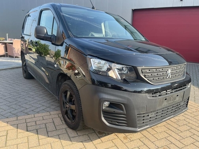 Peugeot partner 2019 full optie