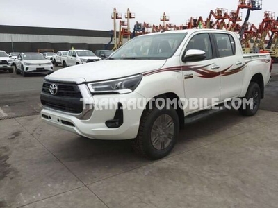 TOYOTA HILUX Pick-up double cabin SUPER LUXE - EXPORT OUT EU TR