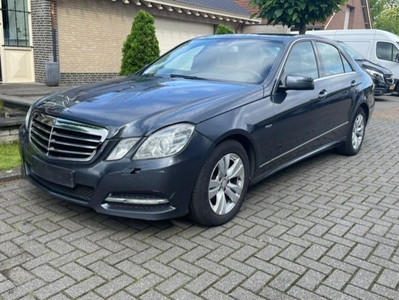 Mercedes E200 CDI BleuEFFICIENCY AVANTGARDE NAVI