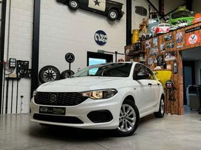 Fiat TIPO 1.4i Lounge