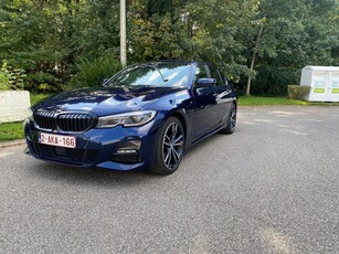 BMW 330e Berline Model M Sport