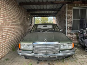 Mercedes se280 (ZO MEENEMEN!!!)