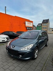 Peugeot 307 - 1.6 benzine - 7 zitplaatsen