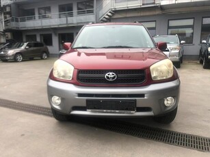 Toyota rav4 1,8 essence année 2004