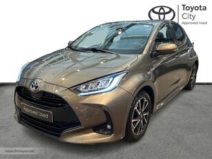 Toyota Yaris ICONIC HYBRID & CARPLAY