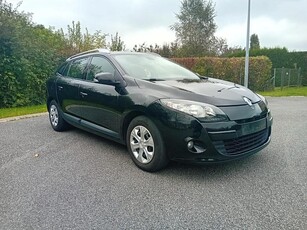 Très belle break : Renault Megane 1.5 dci édition TomTom