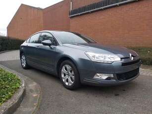 Voiture très économique : Citroën C5 1.6 eHdi d'année 2012