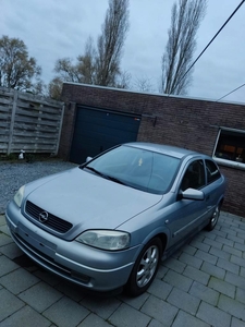 Opel Astra 1.4 benzine BLANCO Gekeurd voor verkoop.