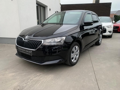 Skoda Fabia 1.0i met garantie