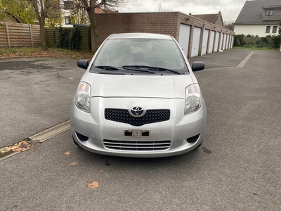 Toyota Yaris 1.3 benzine