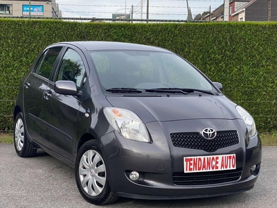 Toyota Yaris 1.3i VVT-i 16v Luna - Boite Automatique !