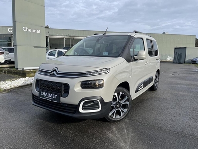 Citroen Berlingo 1.2Pure Tech 110 Shine / NAVI / PANO / GAR