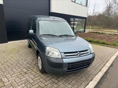 Citroën Berlingo 1.4 benzine 88.000 km 5 zit