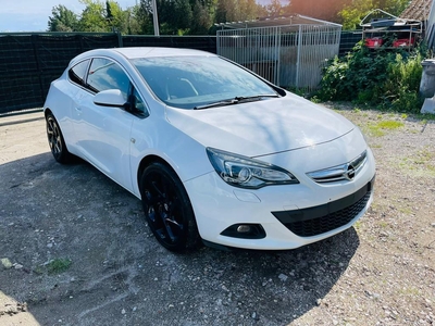 Opel Astra Gtc Sport