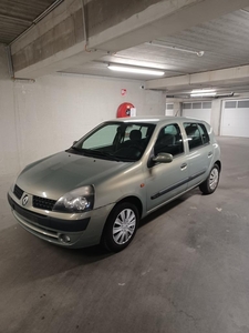 Renault clio Automaat 1.4 benzine 120.000km keuring verkoop