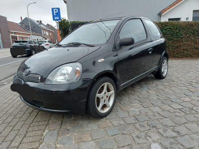 Toyota Yaris met nieuwe registratie, benzine, LEZ OK