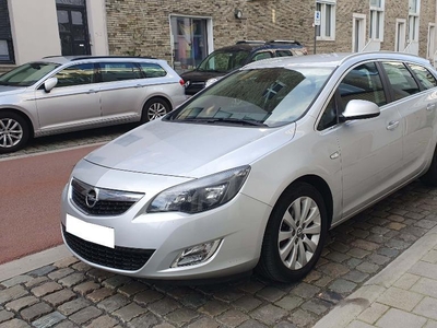 Opel Astra 1.7 2012 euro 5. 146000km.